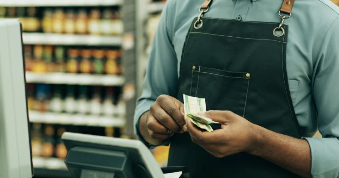 How to Avoid Being Short on Cash Register: Essential Tips for Cashiers